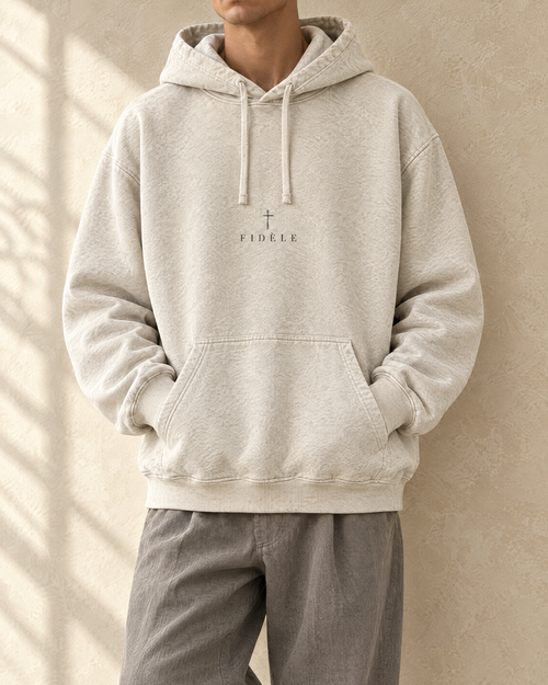 Hoodie Le Sceau écru porté